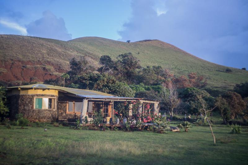 Отель Casa Rapanui Ханга-Роа Экстерьер фото